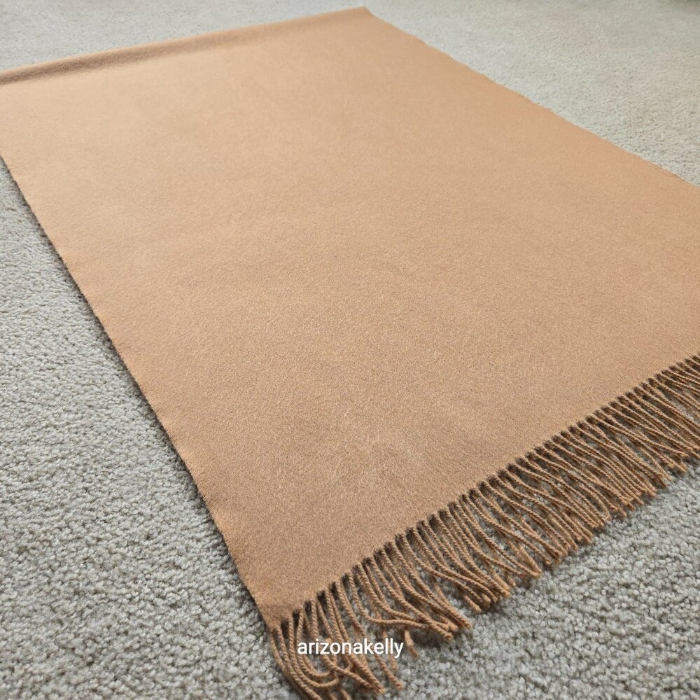Kiltane of Scotland 100% Cashmere Oversized Scarf Wrap Tan Camel - Picture 7 of 16